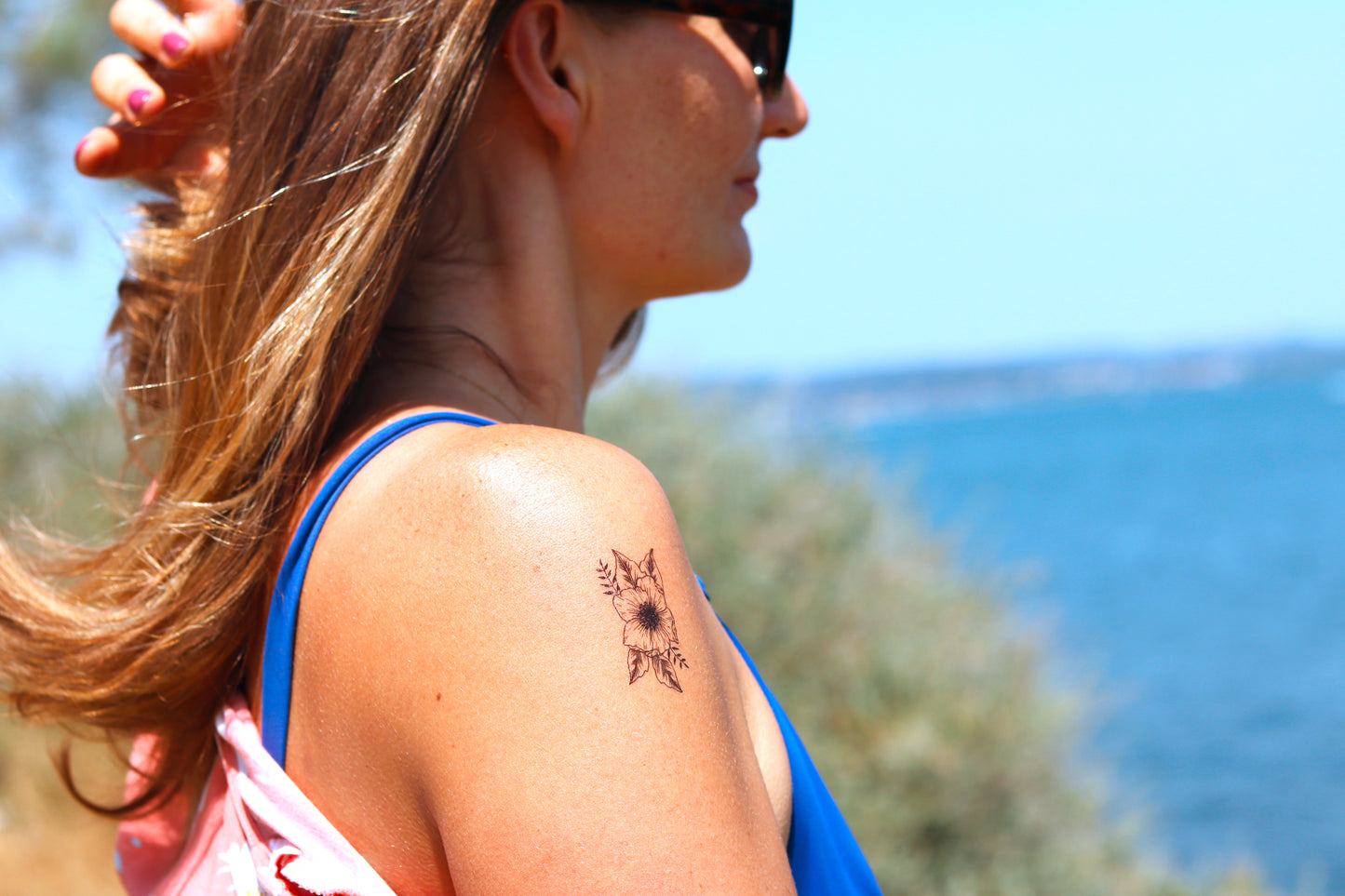 Tatouages éphémères - fleurs et hirondelles